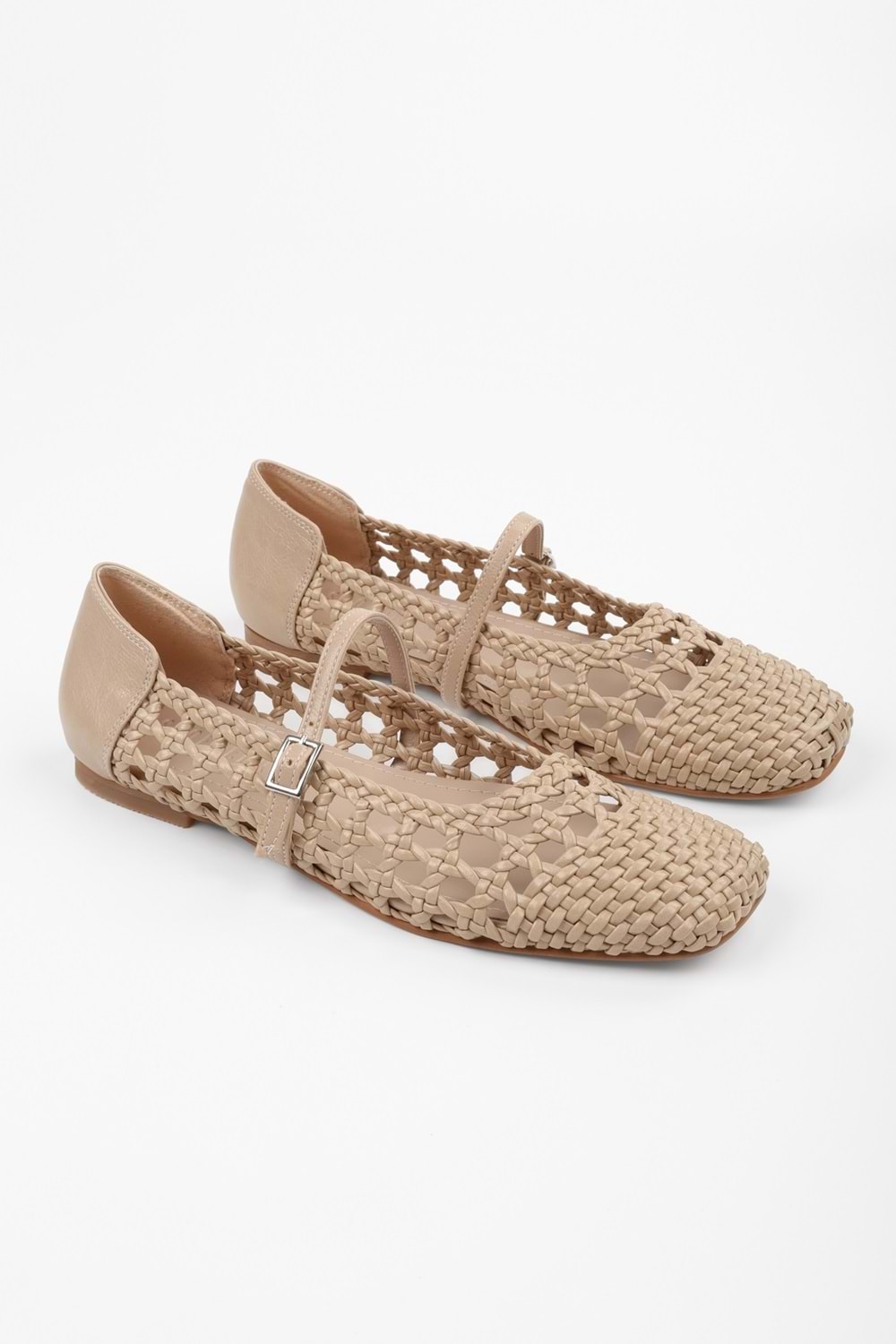 Kadın Miela Ten Cilt Tokalı Örgü Babet