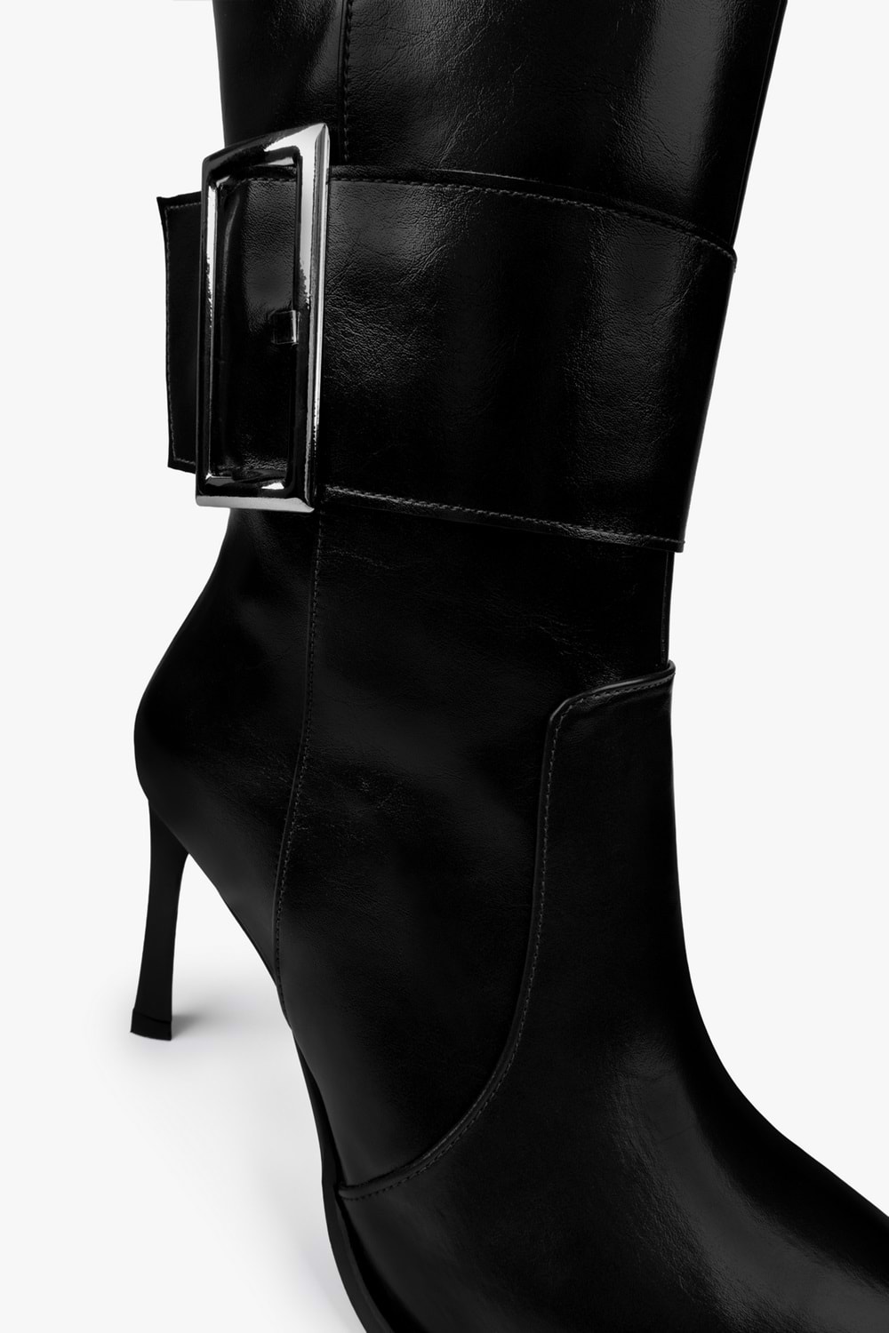 Kadın Emma Siyah Cilt Tokalı Topuklu Çizme