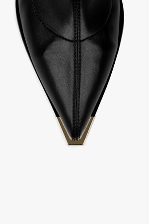 Kadın Belin Siyah Cilt Önü Metal Detaylı Streç Topuklu Bot