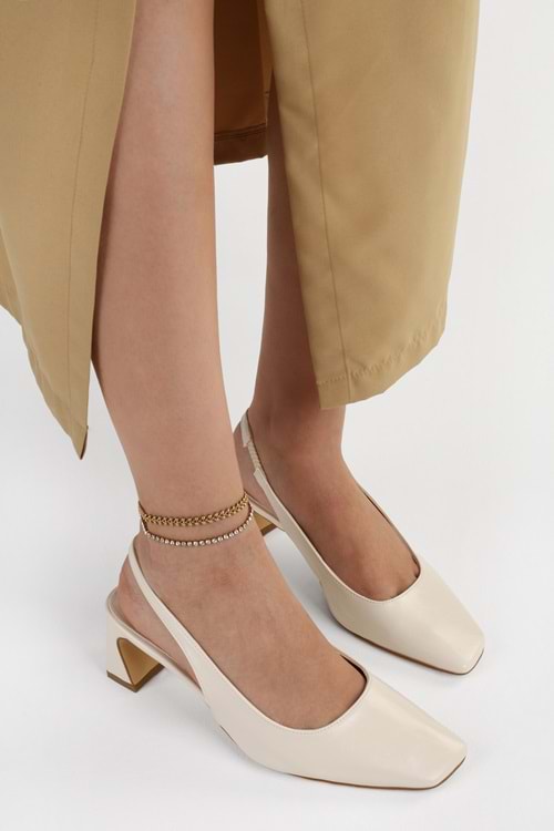Kadın Vinte Ekru Cilt Küt Burunlu Stiletto
