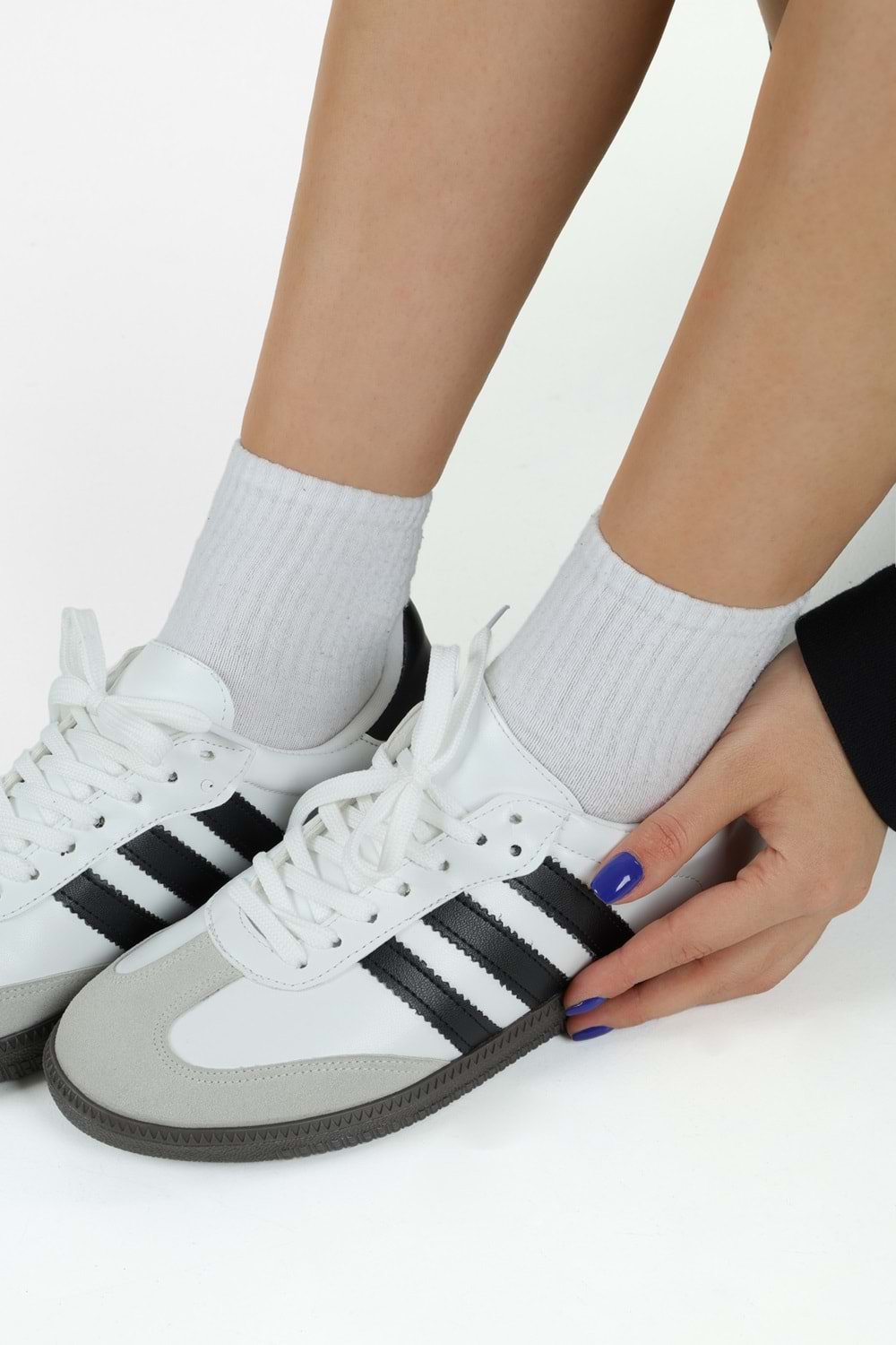 Kadın Sambai Beyaz-Siyah Çizgili Düz Spor Ayakkabı
