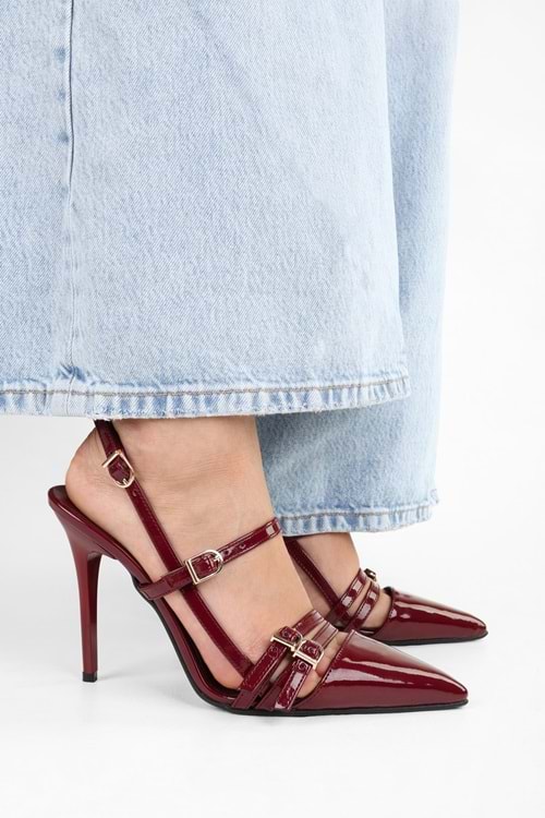 Kadın Jasmin Bordo Rugan Kemer Tokalı Stiletto