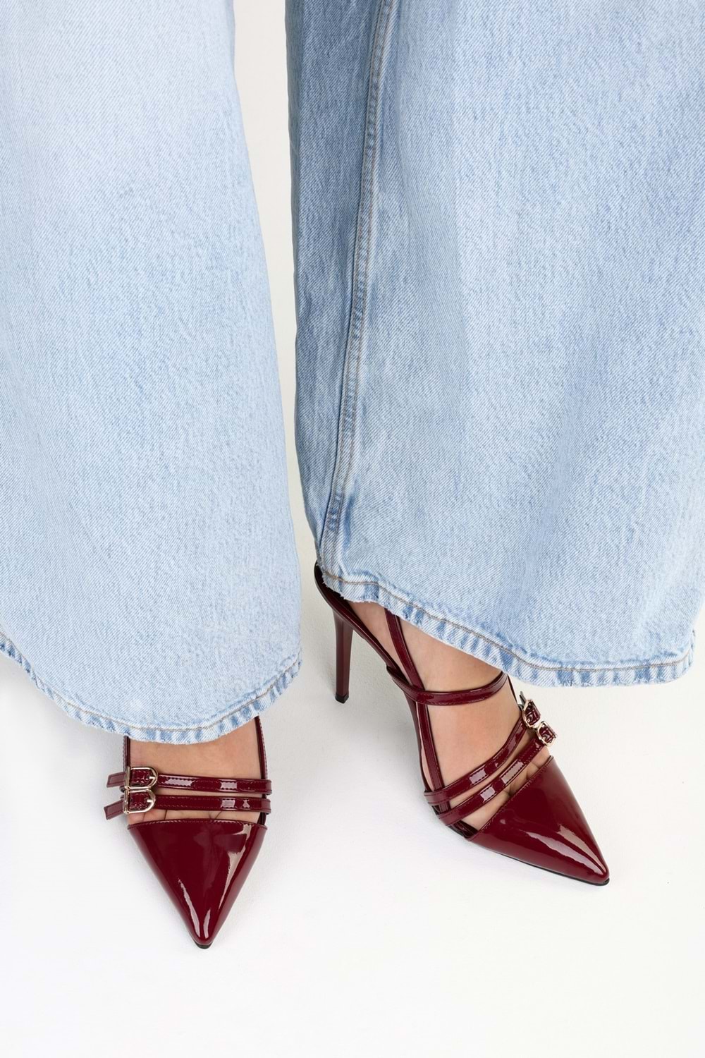 Kadın Jasmin Bordo Rugan Kemer Tokalı Stiletto